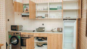 Tủ lạnh, lò vi sóng, lò nướng, bếp nấu