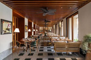 Dining - TAJ Taal Kutir Kolkata (KOLKATA)