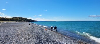 Waterfront house w/ large garage located on trail 8 in Grand Marais.
