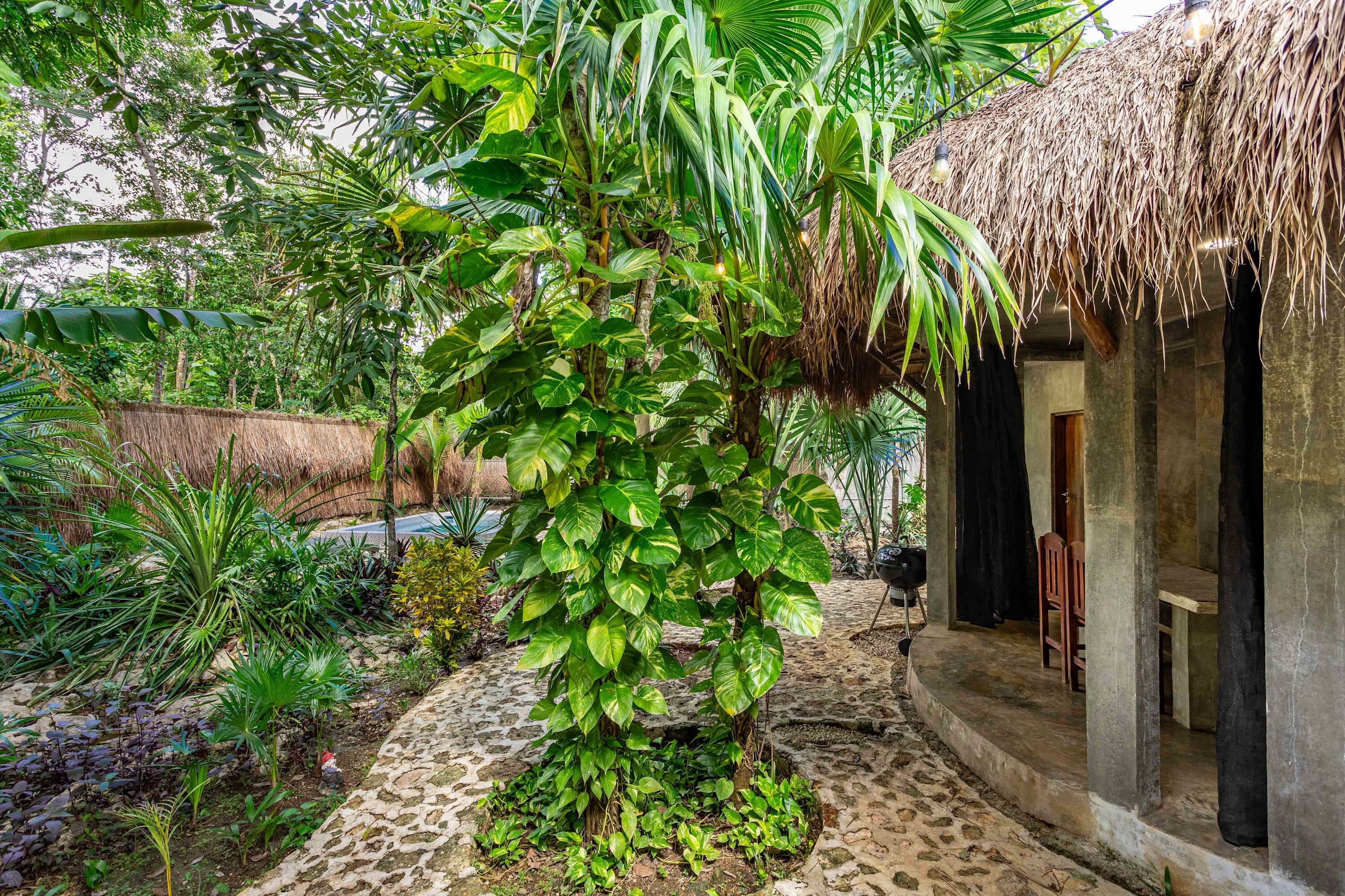 Casa, para fumadores | 2 habitaciones y internet 