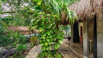 Casa, para fumadores | 2 habitaciones y internet