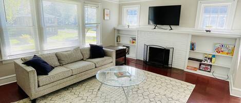 Smart TV, books