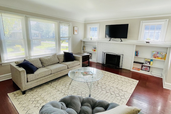 Una Smart TV, libros