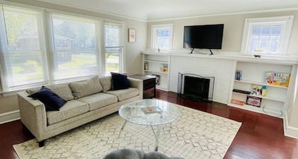 Entire 3 Bedroom Cozy Unit