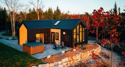 Cozy Oceanfront Escape with Hot Tub