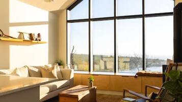 TV, peis og stereoanlegg