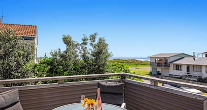 The Sun Capsule - Ohope Beach Holiday Home