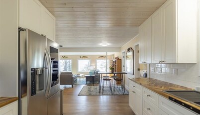 Cozy Lakefront Serenity - a place where relaxation meets the whispers of nature!