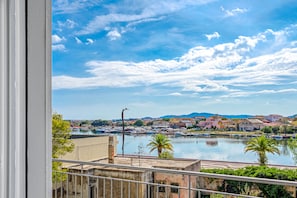 Comfort Double Room | Premium bedding, down comforters, memory foam beds, free minibar items