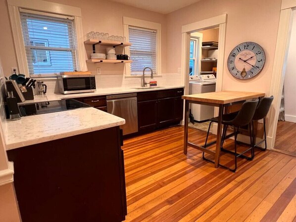 冰箱、洗碗机、厨具/餐具