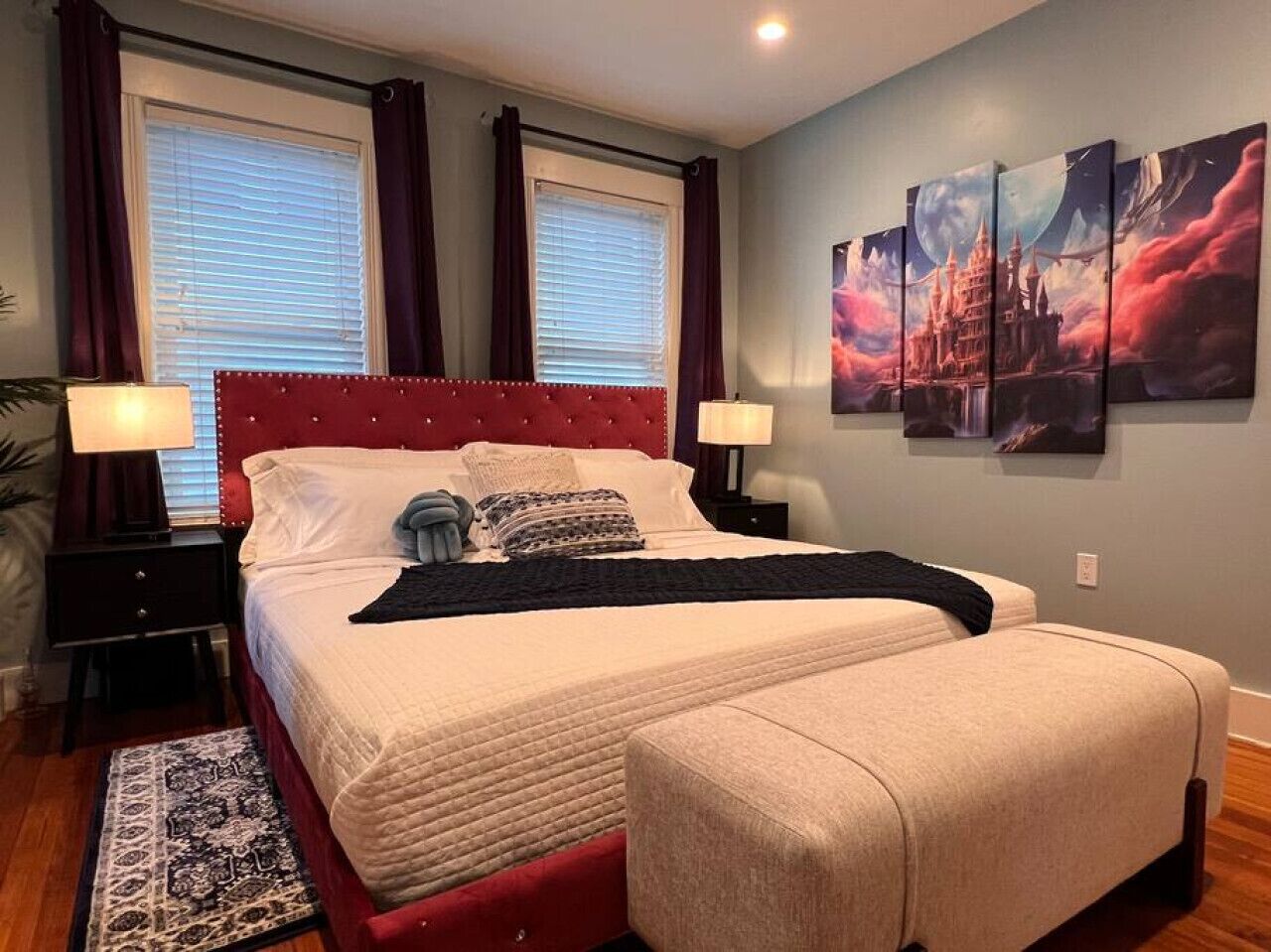 2 bedrooms, desk, iron/ironing board, WiFi