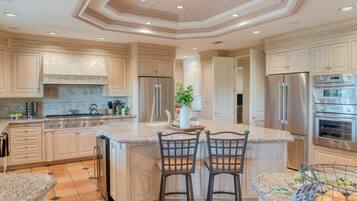 Villa (6 Bedrooms) | Private kitchen | Fridge, microwave, oven, stovetop