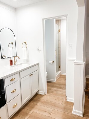 Pyyhkeet, saippua, sampoo