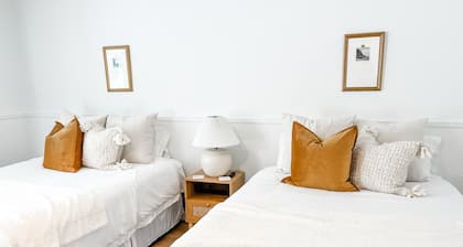 The Goldie Room - #21