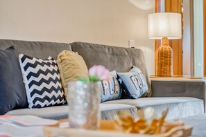 تلفزيون ذكي، كُتُب