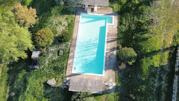 Indoor pool, seasonal outdoor pool, pool umbrellas, sun loungers