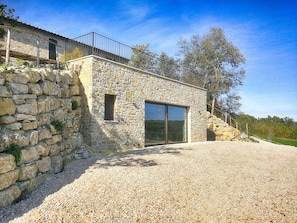 Sauna seca, banheira de hidromassagem, sauna a vapor