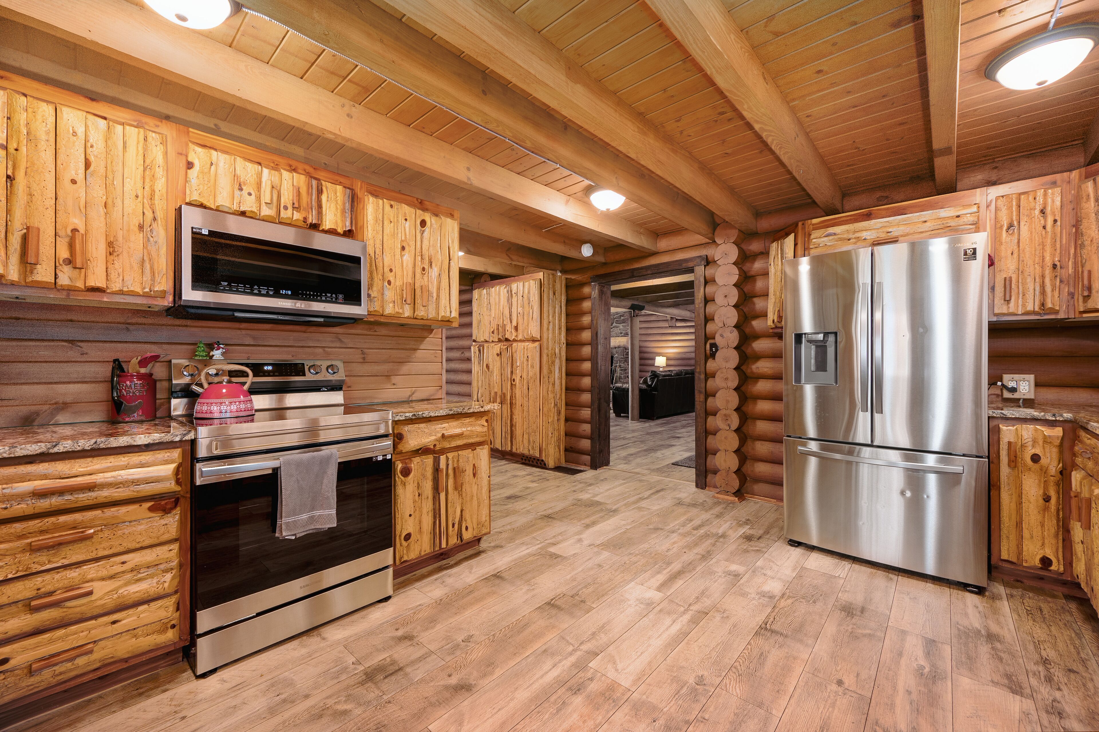 Micro-ondes, four, plaque de cuisson, lave-vaisselle