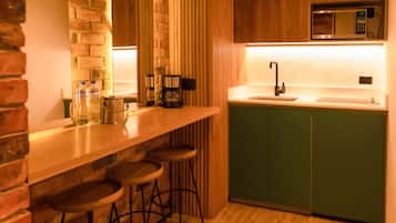 1 chambre, coffres-forts dans les chambres, bureau