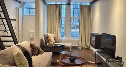 Amazingly located beautiful house in the heart of Ghent Center.