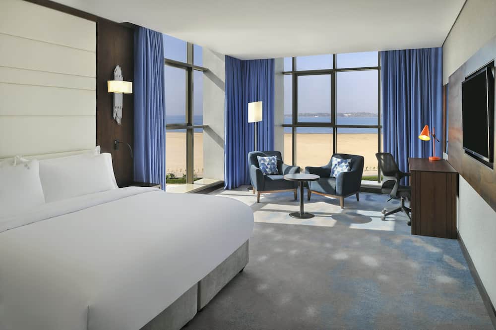 Holiday Inn Jeddah Corniche by IHG