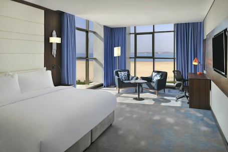 Suite, 1 Bedroom, Sea View. Holiday Inn Jeddah Corniche by IHG