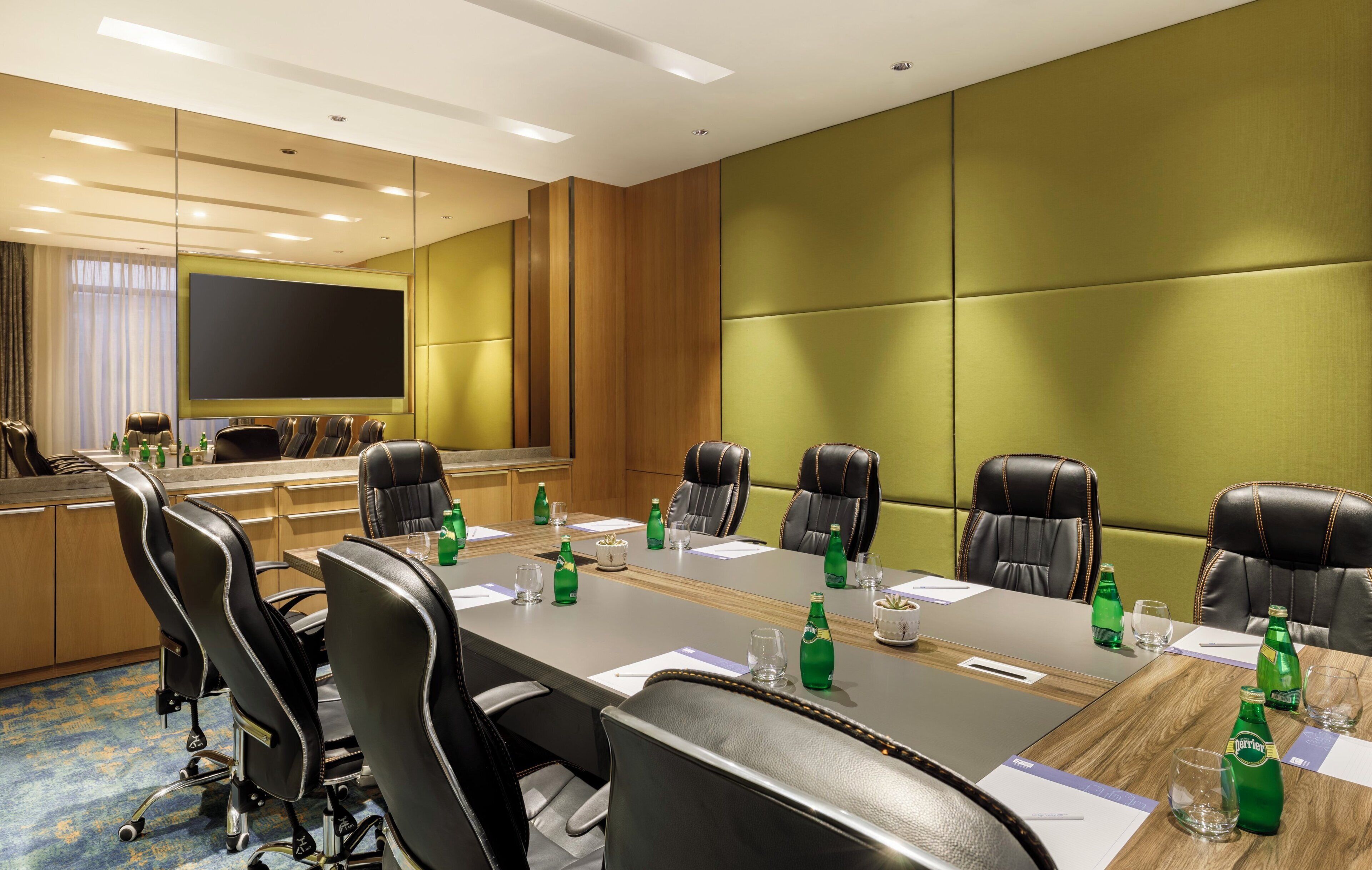 Meeting facility