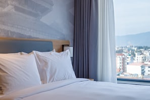 1 bedroom, minibar, in-room safe, individually decorated