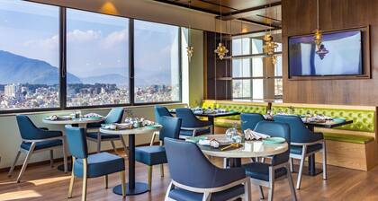 Holiday Inn Express Kathmandu Naxal by IHG