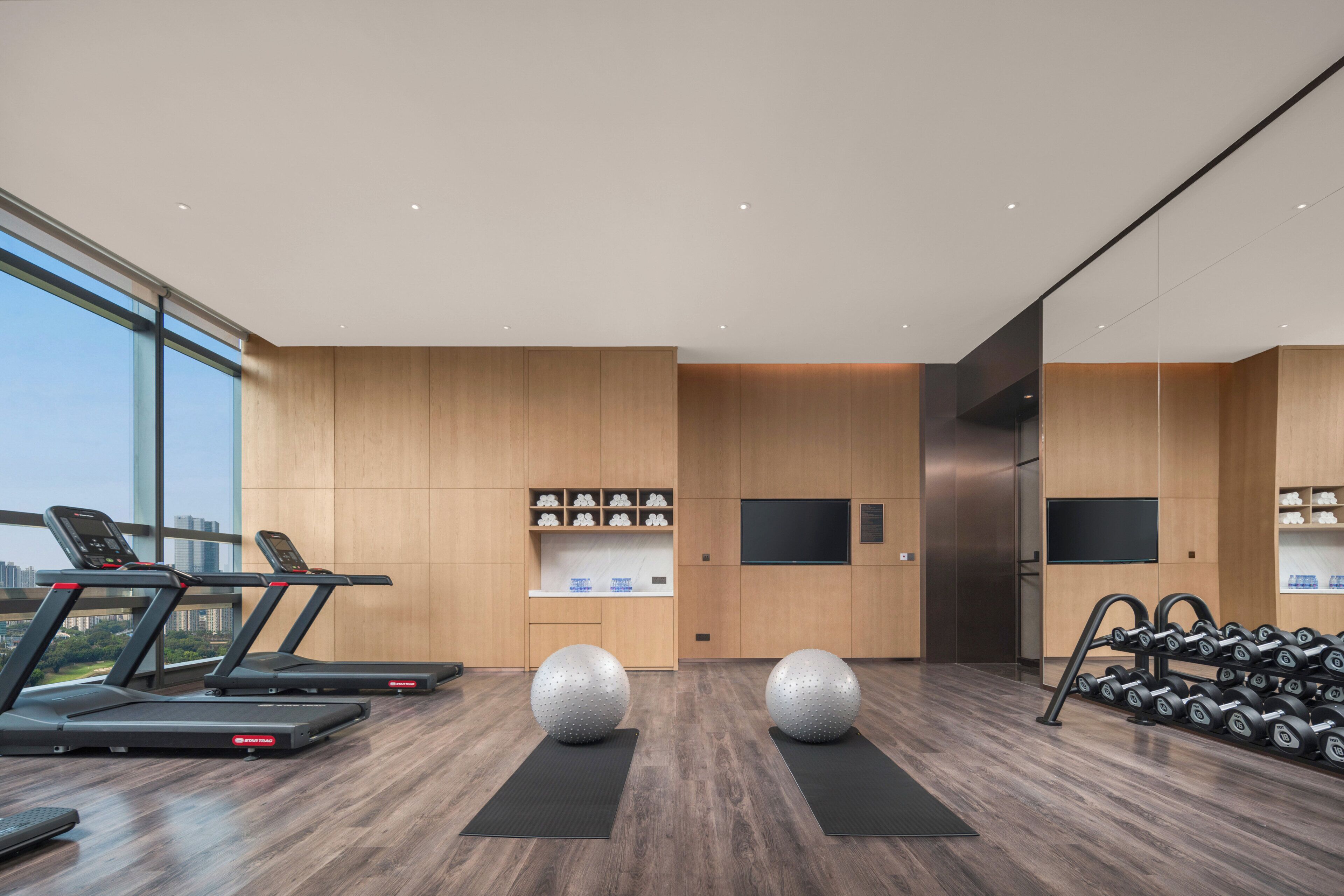 Photo - Holiday Inn Express Shenzhen Futian Center by IHG