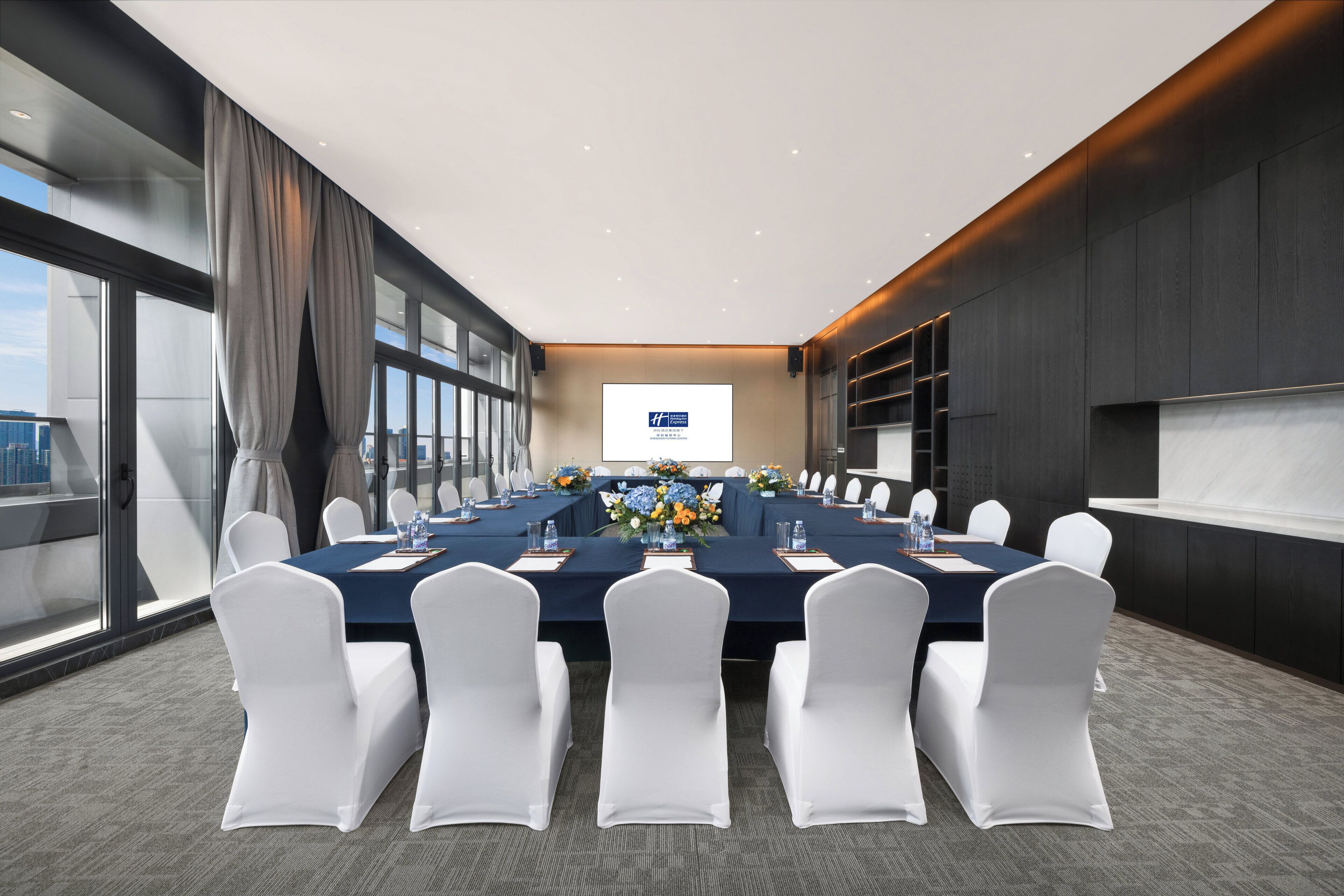 Photo - Holiday Inn Express Shenzhen Futian Center by IHG