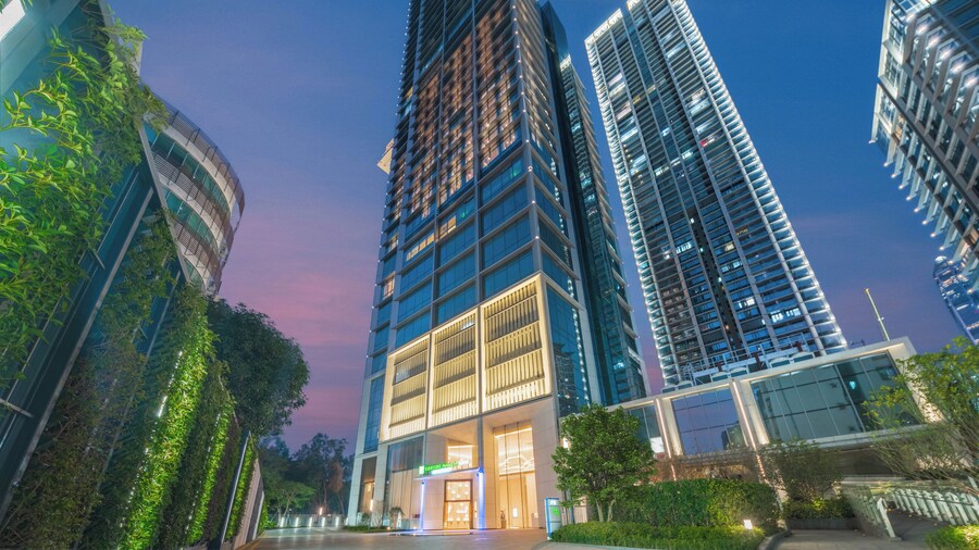 Holiday Inn Express Shenzhen Futian Center by IHG
