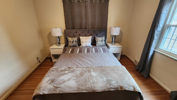 1 bedroom, WiFi, bed sheets - Spacious 1Bed/1Bth Pets OK, Close to ProMedica, UT (Toledo)