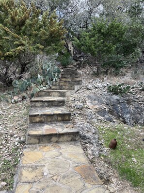 Property grounds - Absolute Paradise •Sleeps 15 w/3bdrm•Pool & Patio•FREE Frio Access@ConcanVIP (Concan)