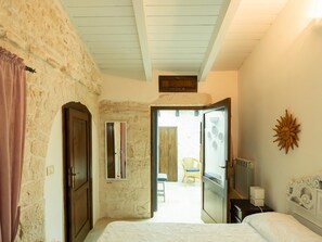 3 camere, ferro/asse da stiro, Wi-Fi gratuito, lenzuola