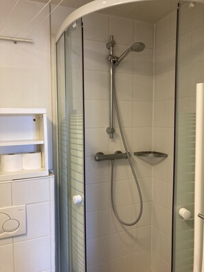 Dusche, Seife, Toilettenpapier