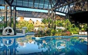 Pool - Vidanta Grand Mayan - Master Room/Bedroom Riviera Maya Cancun Area (Playa del Carmen)