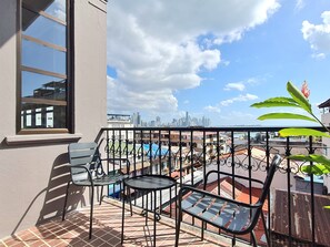 Balcony - Donovan By Wynwood House  (Panama City)