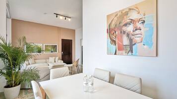 Appartement, 3 slaapkamers (4B) | Dineerruimte