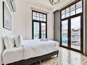 Apartment, 2 Bedrooms (1C) | Iron/ironing board, free WiFi, bed sheets - Donovan By Wynwood House  (Panama City)