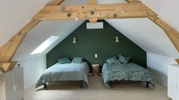 2 sovrum, resesÀng och sÀngklÀder