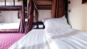 Free WiFi, bed sheets - Fancy Sapa Hostel 2 (Sa Pa)