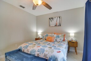 1 slaapkamer, een strijkplank/strijkijzer, internet, beddengoed