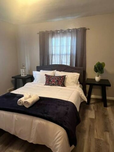Elegant 1Bed/1Bath Pets OK, Close to ProMedica, UT
