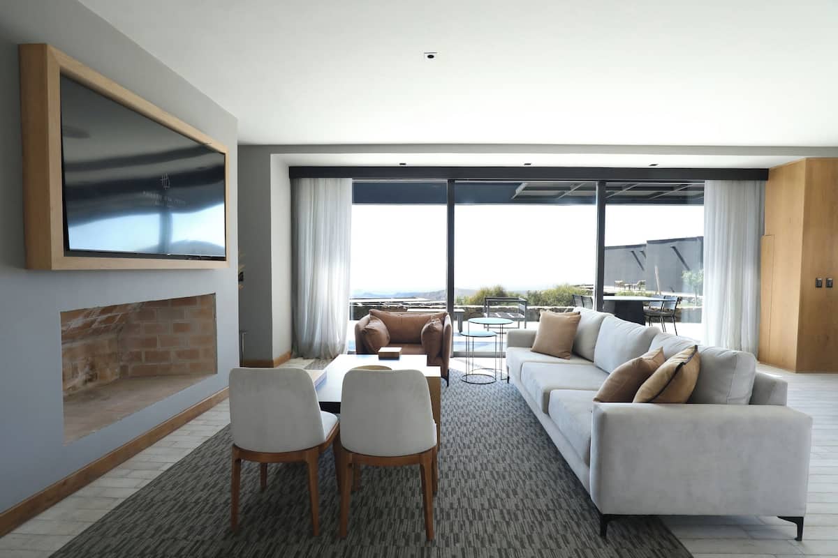Suite Icon | Mountain view