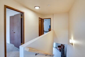 Interior - Lewiston Vacation Rental w/ Nearby River Access! (Lewiston)