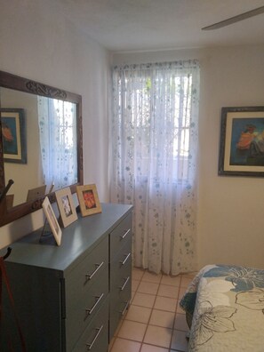 1 makuuhuone, silitysrauta/-lauta, Wi-Fi, vuodevaatteet