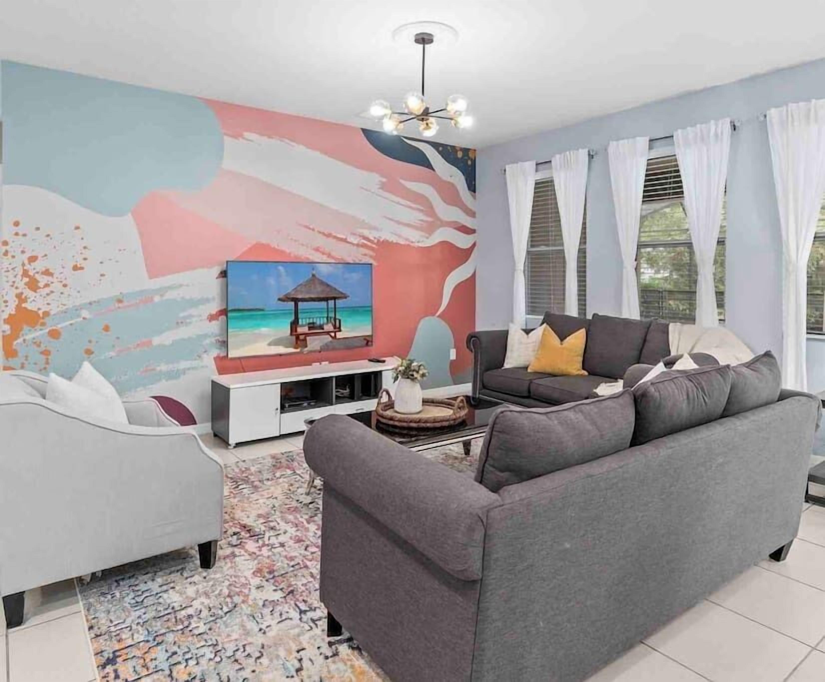 SUPER COMFY - 7BD 5,5BA SLEEPs 22 with AMENITIES!