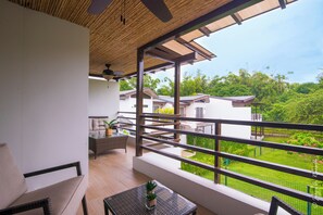 Terrace/patio - Prime Beach House Ciudad del Mar 4 bedroom (Jacó)