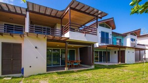 Exterior - Beautiful new beach house at Ciudad del Mar (Jaco)